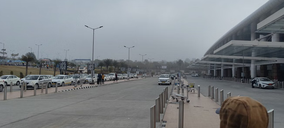 देहरादून एयरपोर्ट