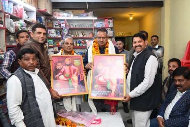 कैबिनेट मंत्री गणेश जोशी