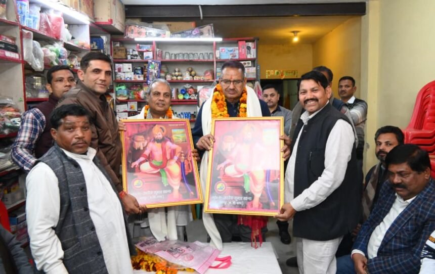 कैबिनेट मंत्री गणेश जोशी