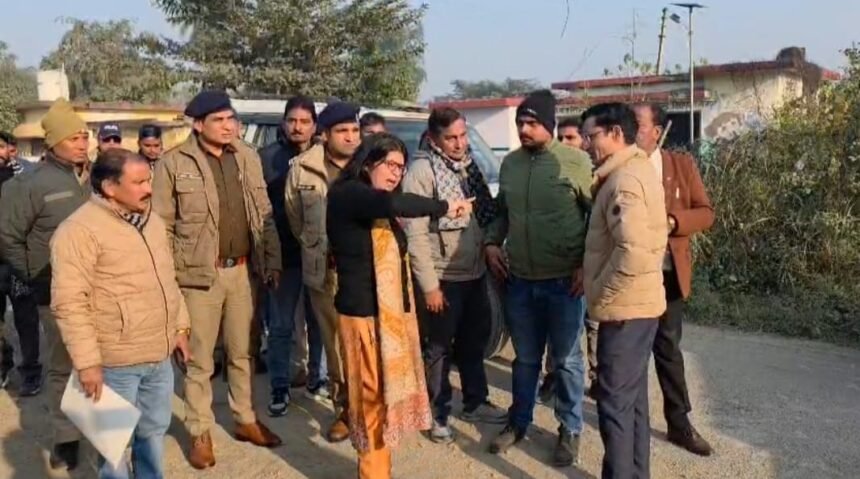 सीलिंग भूमि घोषित