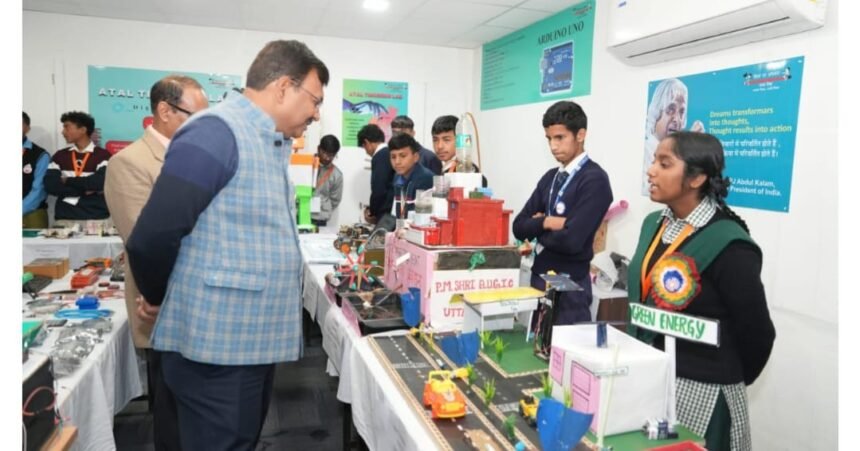 मुख्य सचिव