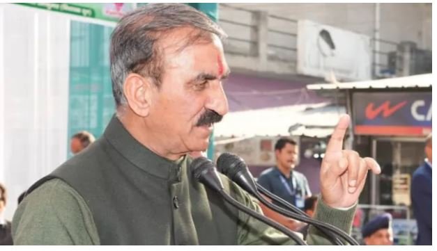 कर्मचारियों और पेंशनरों