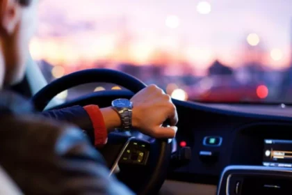 ईरान वॉर से बढ़ी टेंशन, इन BS6 गाड़ियों पर लग सकता है ब्रेक, बड़ी संख्या में होंगी प्रभावित