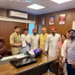 नोएडा में सपा का एक्शन: DCP से मुलाकात, अभद्र पोस्ट पर सख्त कार्रवाई की मांग