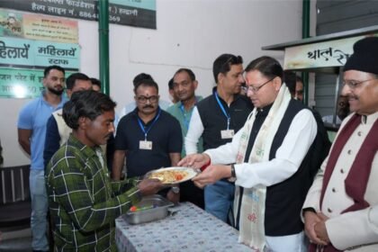 थाल सेवक